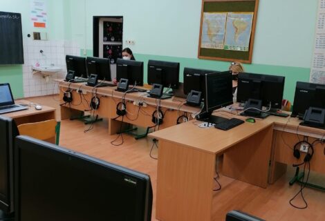 Digitálnymi technológiami v škole do praxe