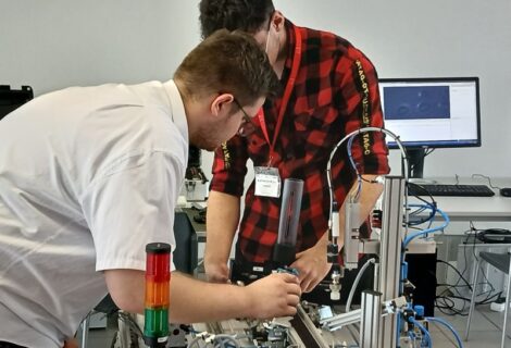 Mlad&yacute; mechatronik 2026