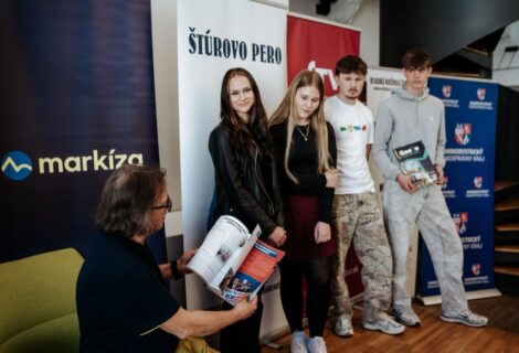 &Scaron;t&uacute;rovo pero &ndash; historick&yacute; triumf